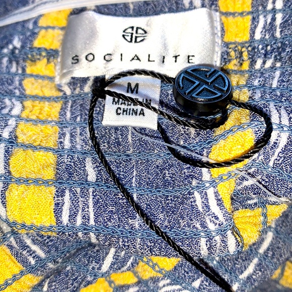 Socialite Nordstrom Ribbed Rayon Ruffled Adjustable Straps Striped Tank … - Picture 6 of 6